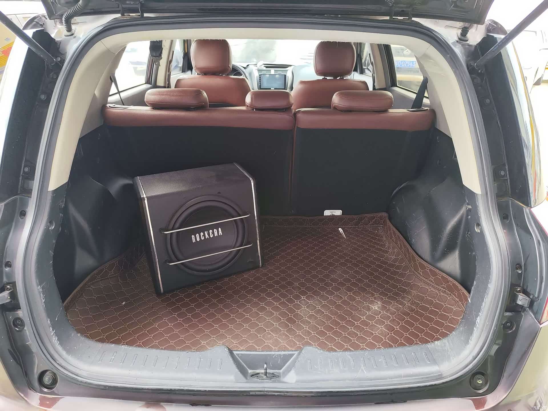 Geely GX7, 2015 7