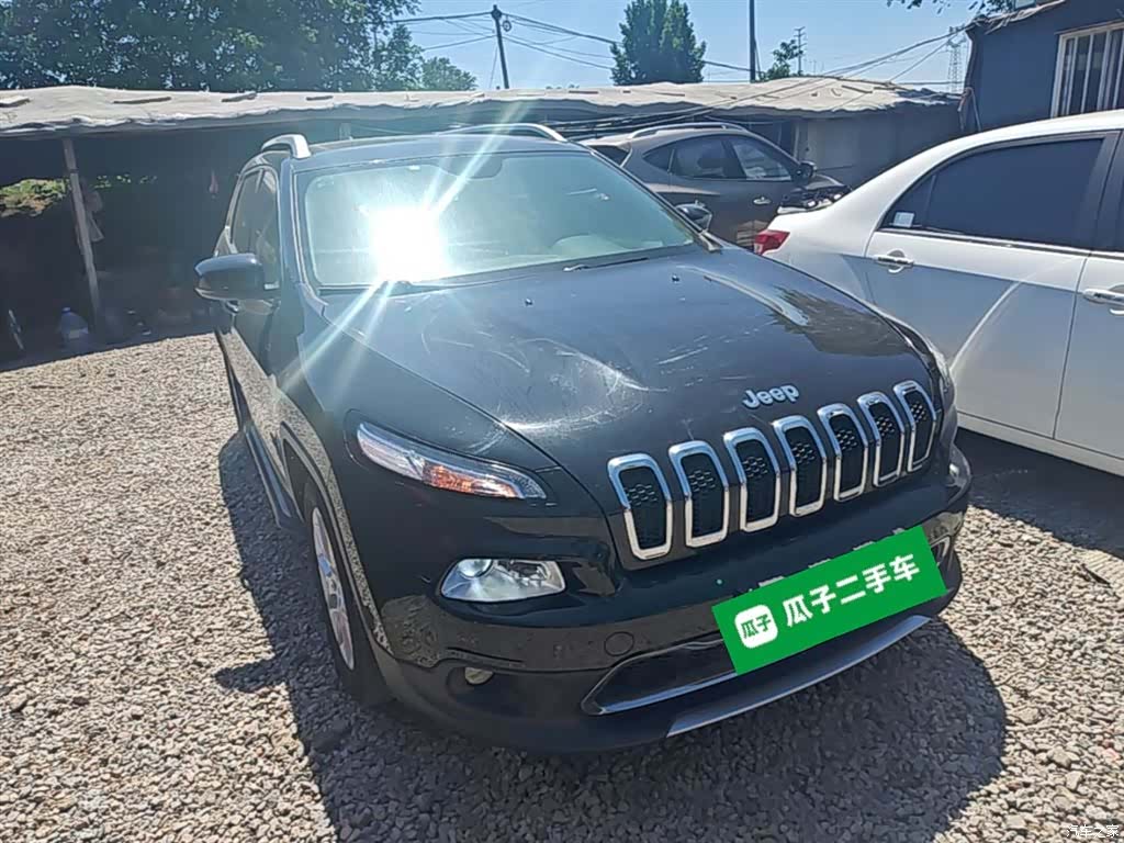 Jeep Cherokee, 2017 4