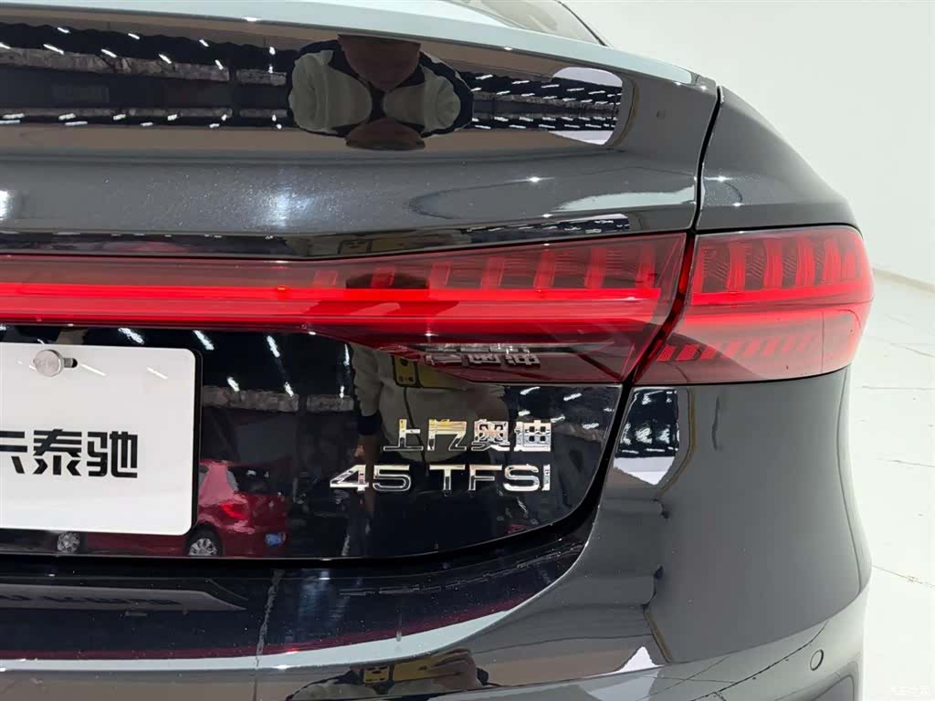 Audi A7L, 2023 10