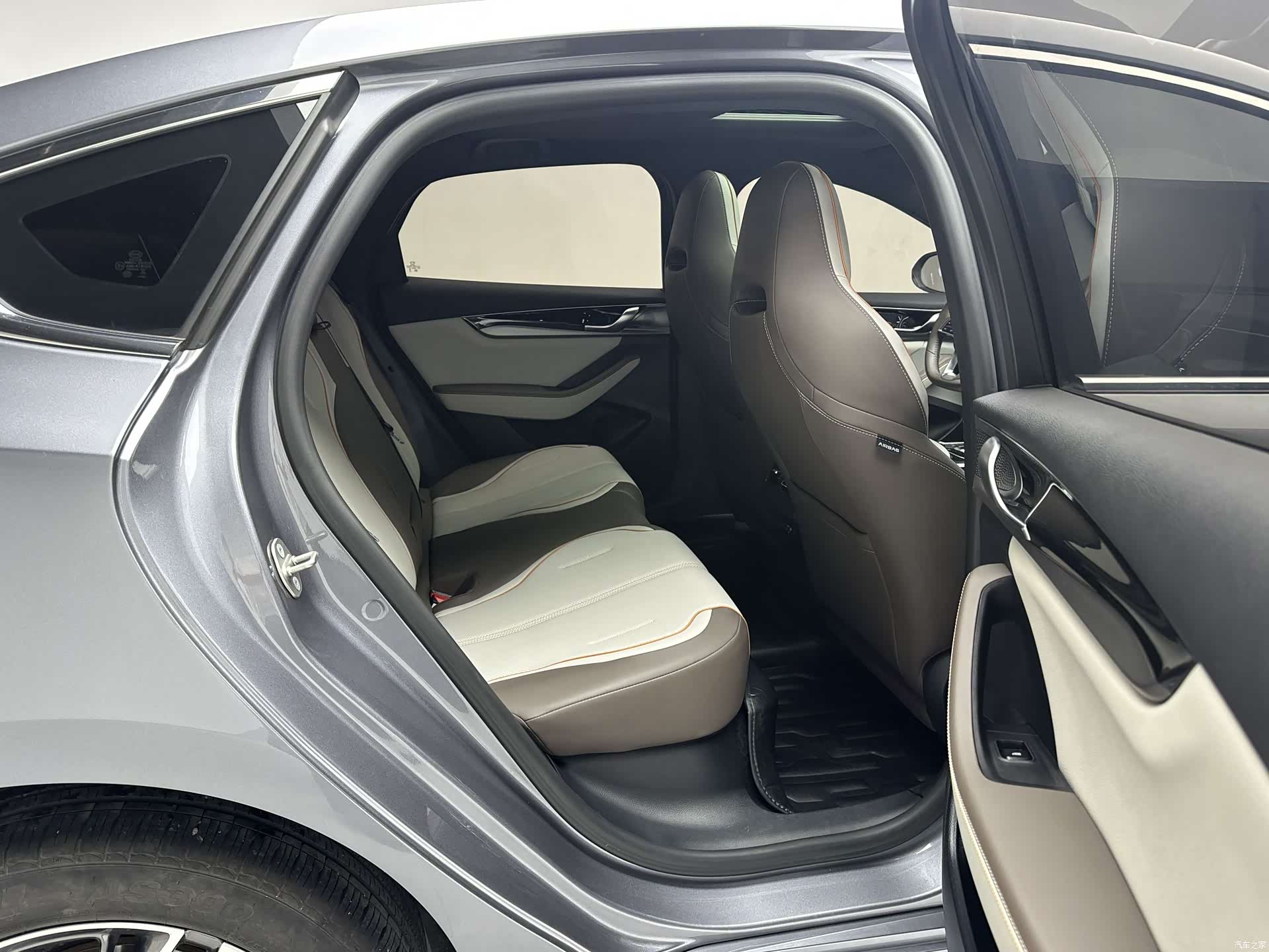 BYD Qin, 2023 13