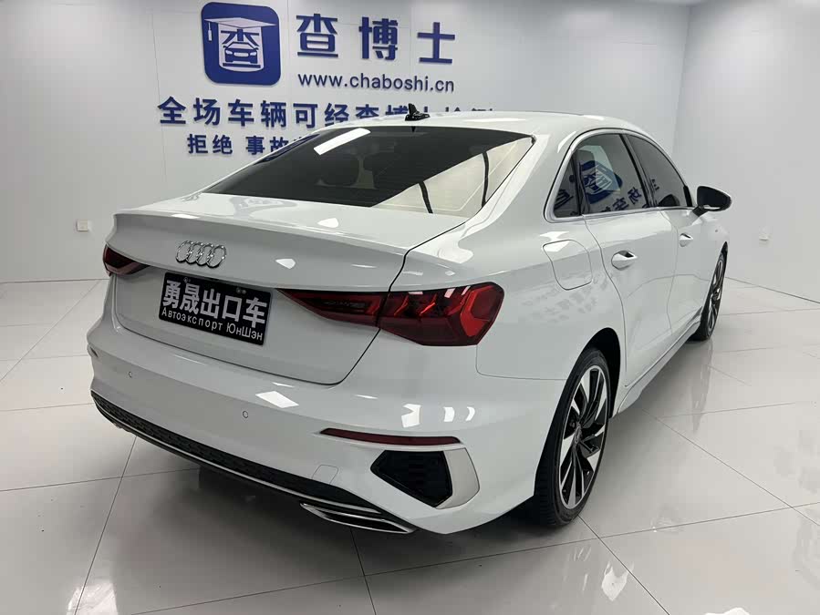 Audi A3 2023, фото 4