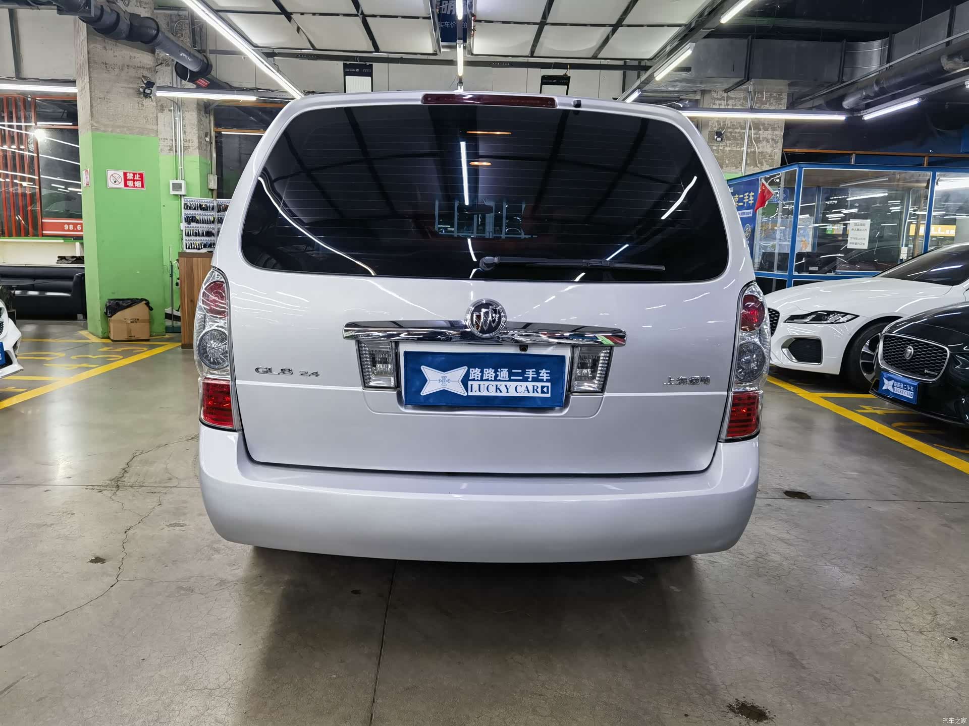 Buick GL8, 2016 все фото