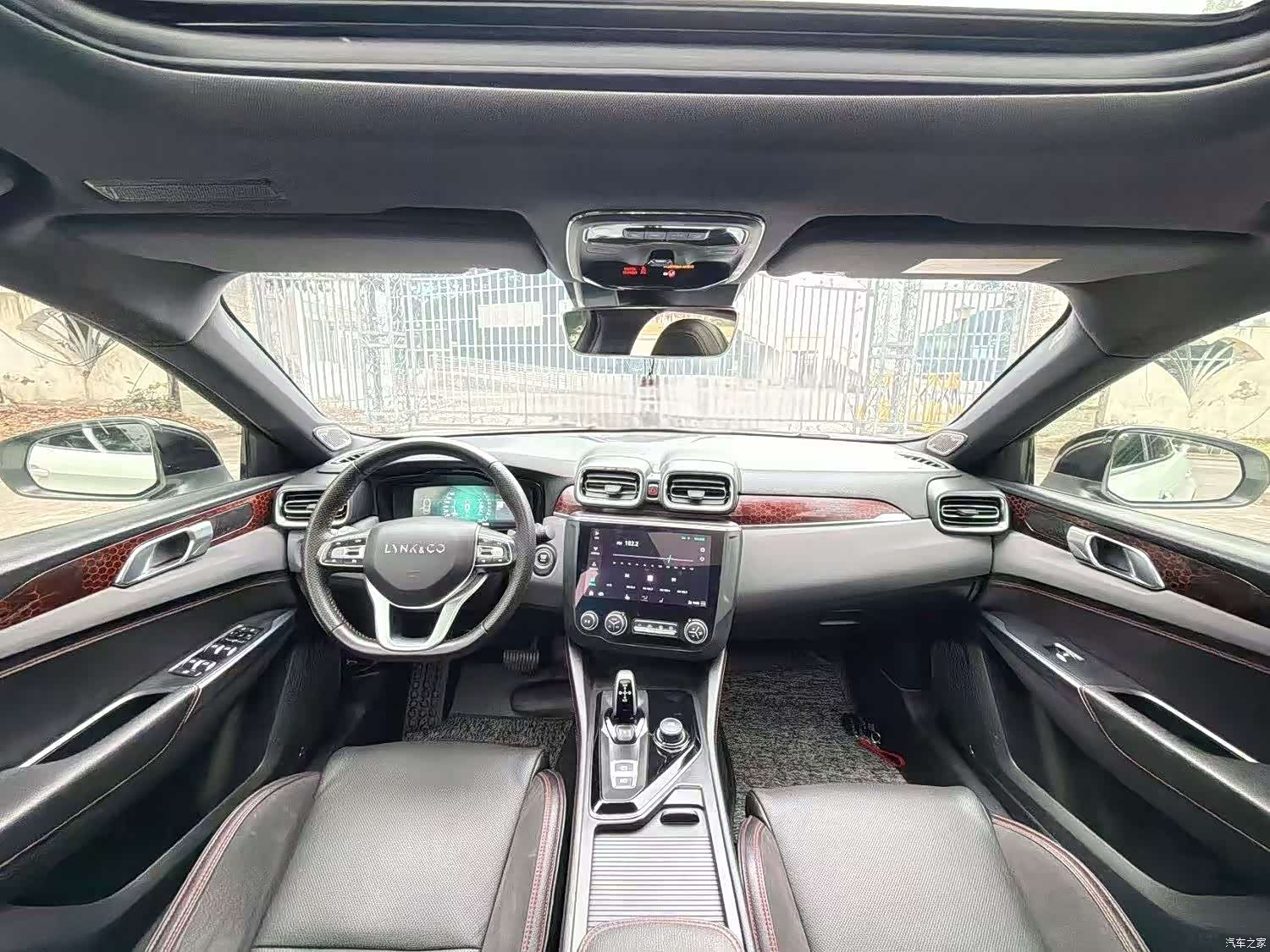 Lynk & Co 01, 2020 8