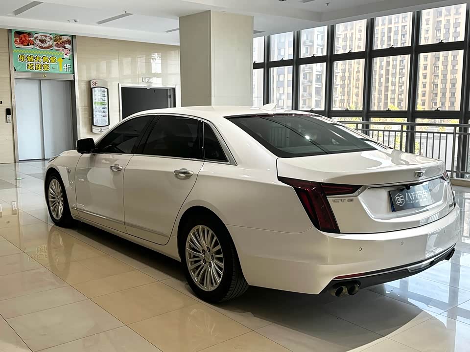 Cadillac CT6