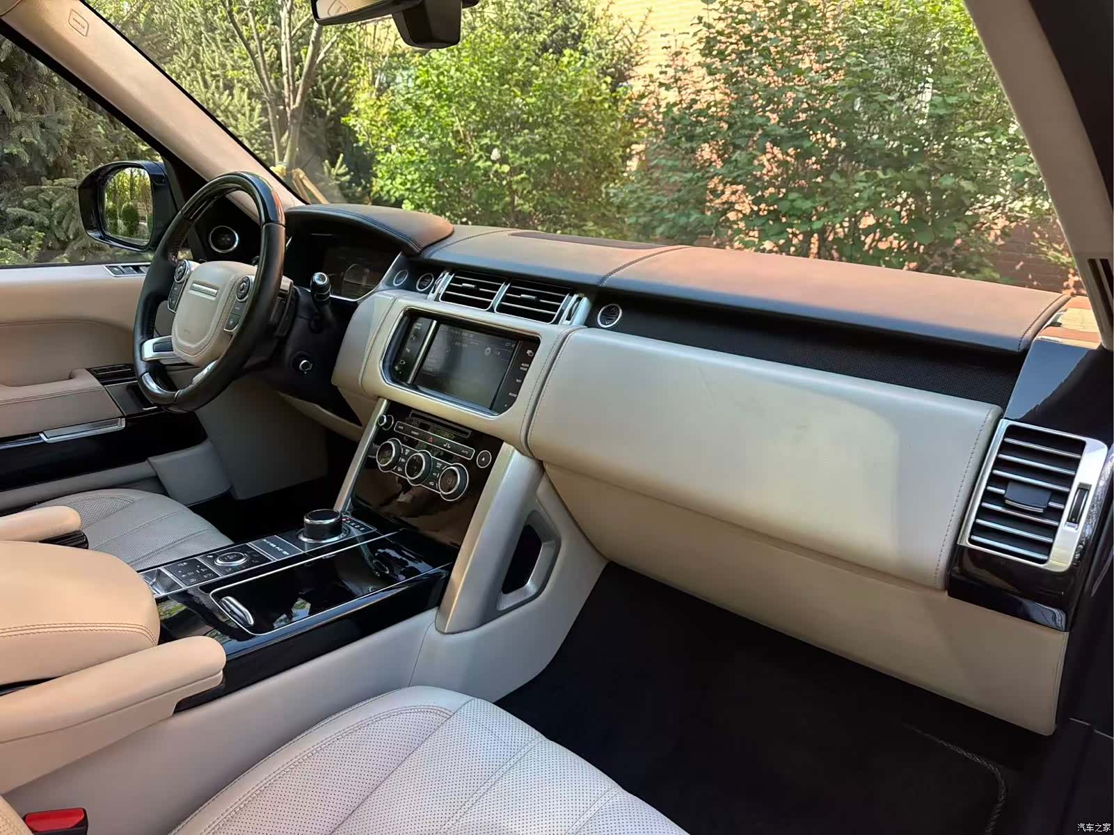 Land Rover Range Rover, 2015 12