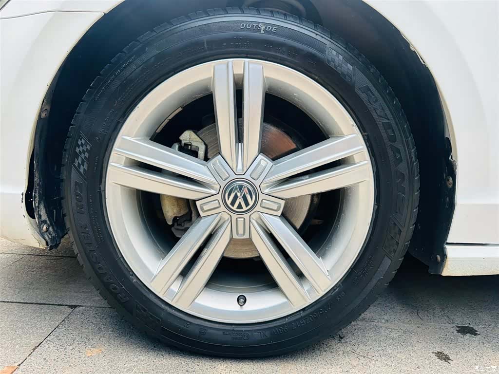 Volkswagen Lamando, 2016 10