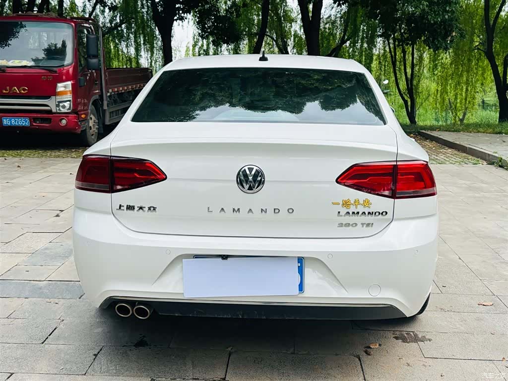 Volkswagen Lamando, 2016 7