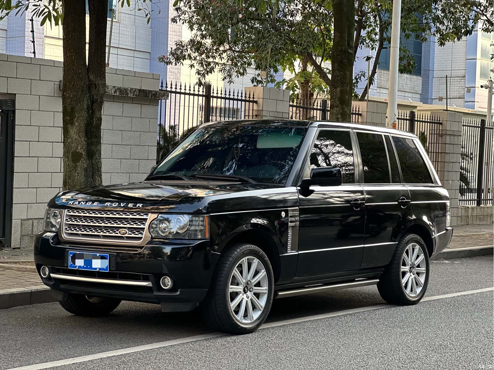 Land Rover Range Rover, 2011 3