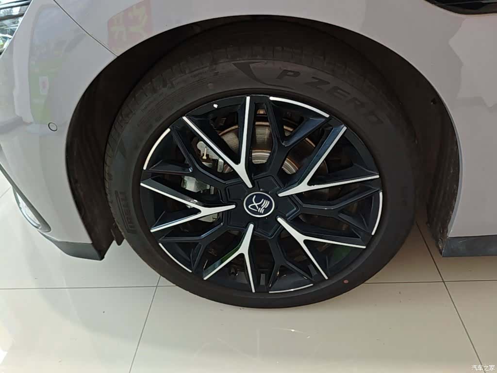 BYD Han, 2025 23