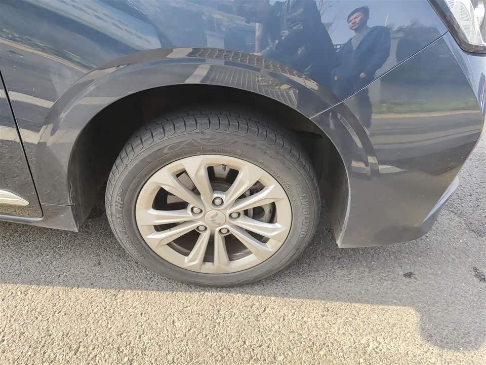 Wuling Wuling Jiachen