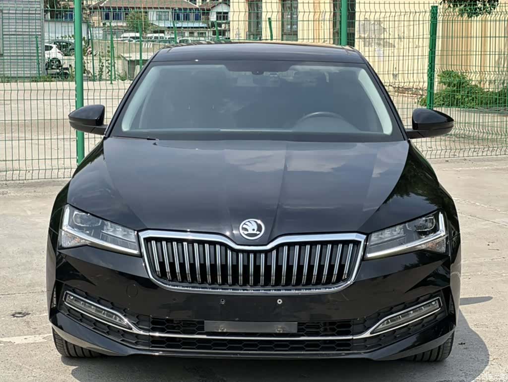 Skoda Superb, 2024 3