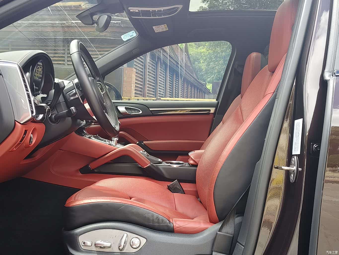 Porsche Cayenne, 2016 11