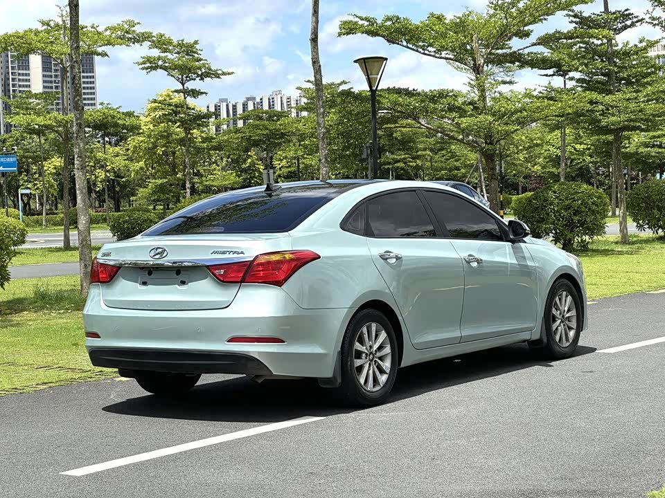 Hyundai Name picture