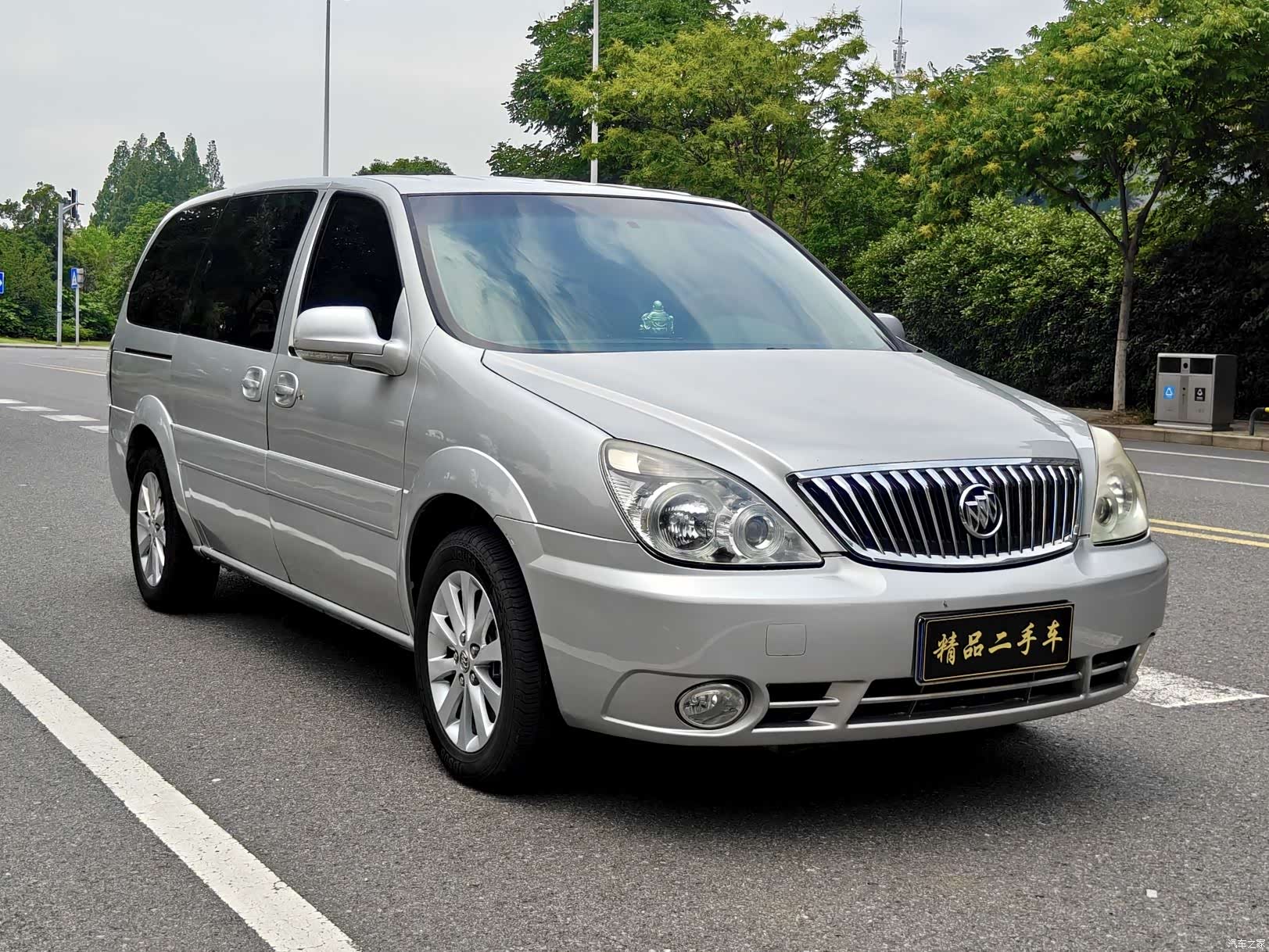 Buick GL8, 2013 3