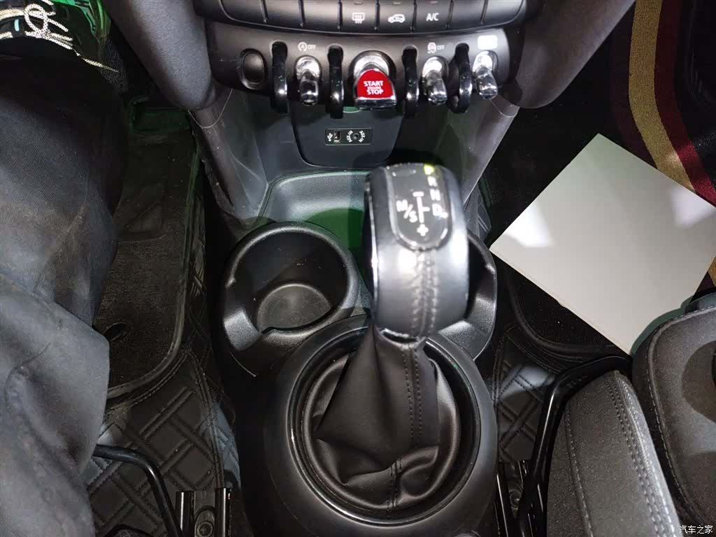 Mini Cooper, 2018 10