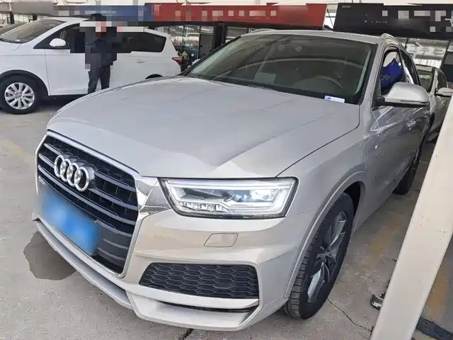Audi Q3 2018 — купить из Китая под заказ