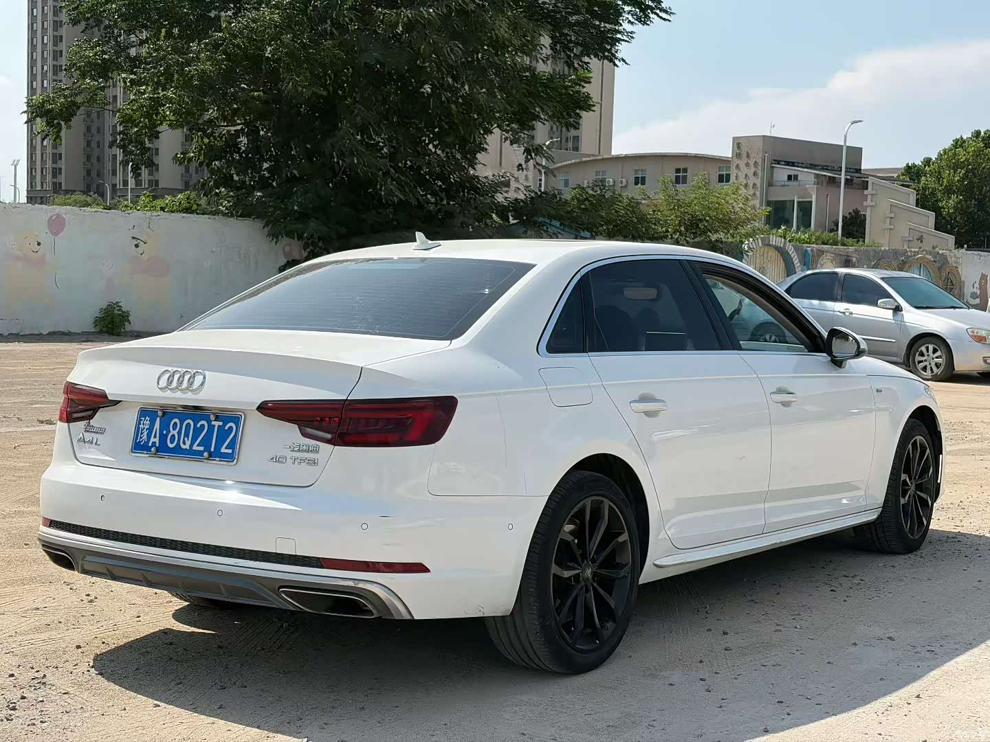 Audi A4L, 2019 7
