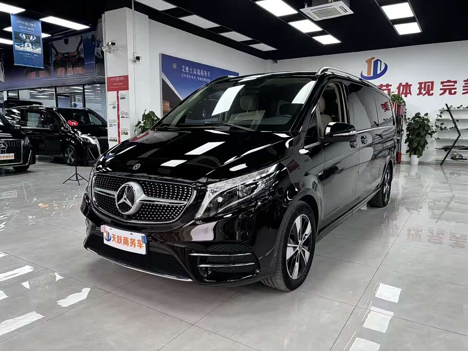 Mercedes-Benz V-class