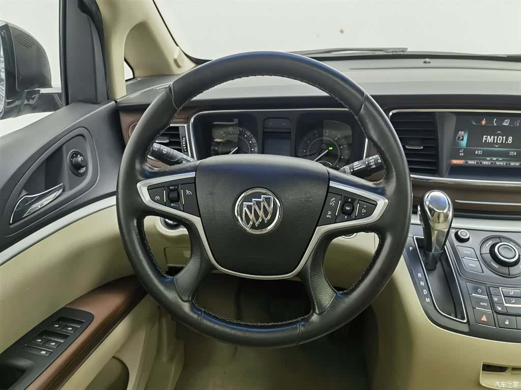 Buick GL8, 2018 11
