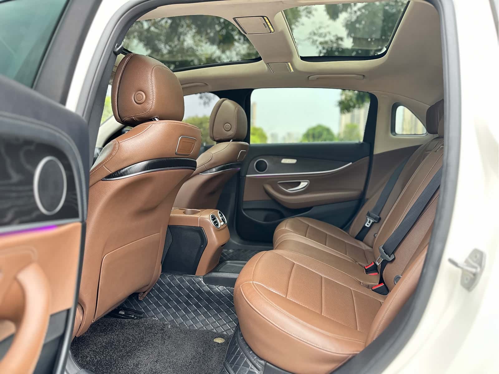 Mercedes-Benz E-Class, 2017 13