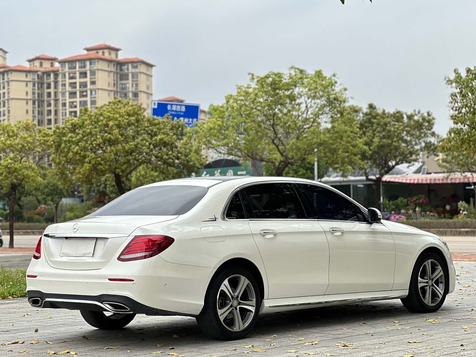Mercedes-Benz E-Class, 2017 15