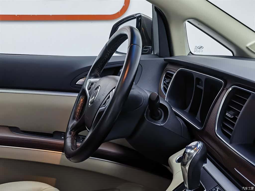 Buick GL8, 2018 22