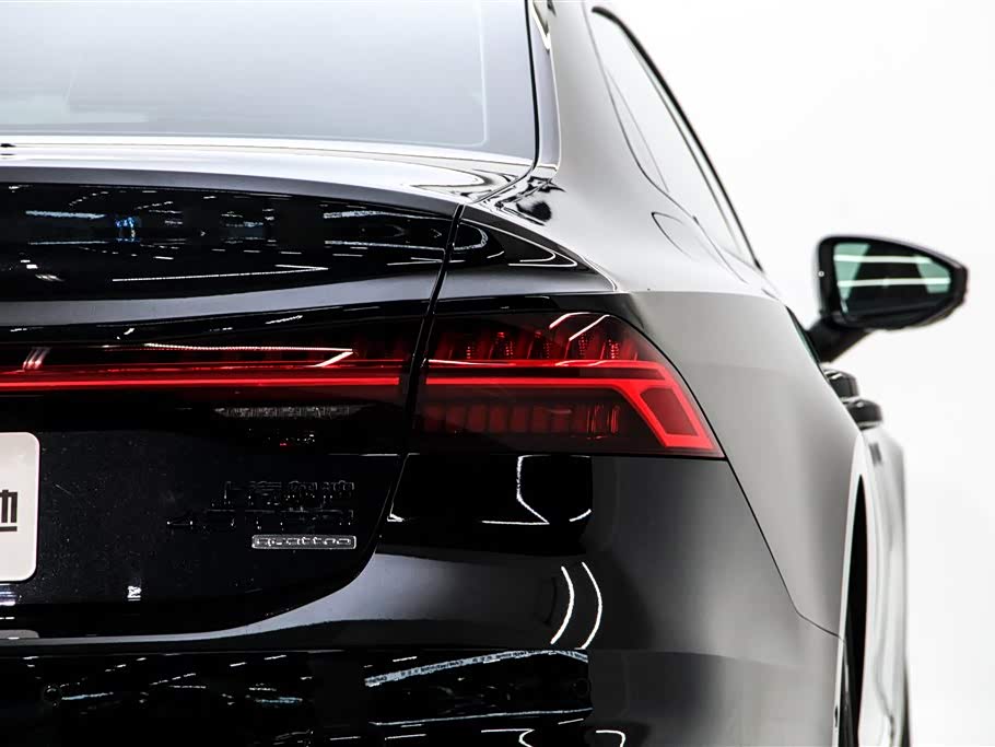 Audi A7L