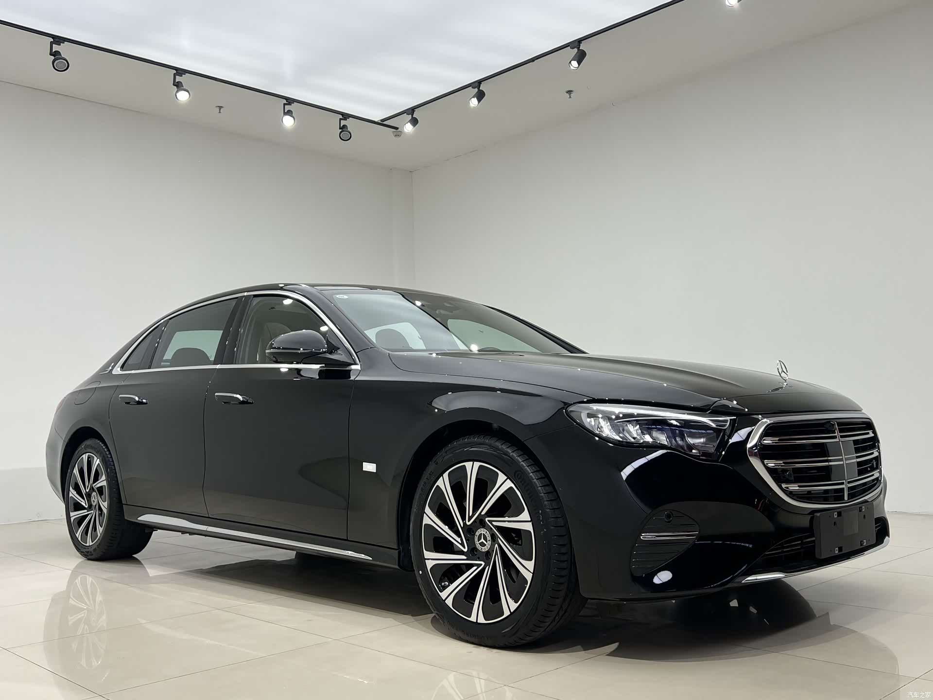 Mercedes-Benz E-Class, 2026 2