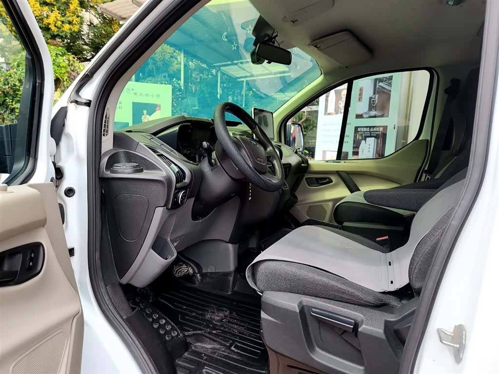 Ford 2.0TV, 2018 8
