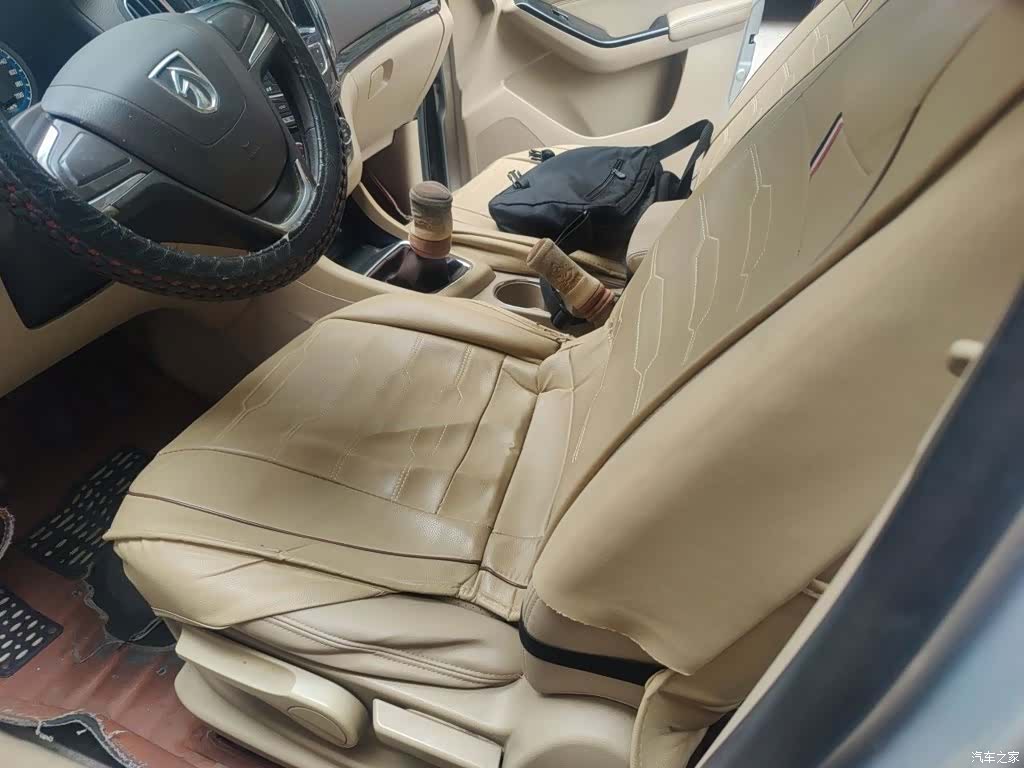 Wuling 730, 2015 8
