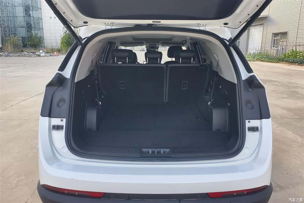 Jetour L9, 2024 4