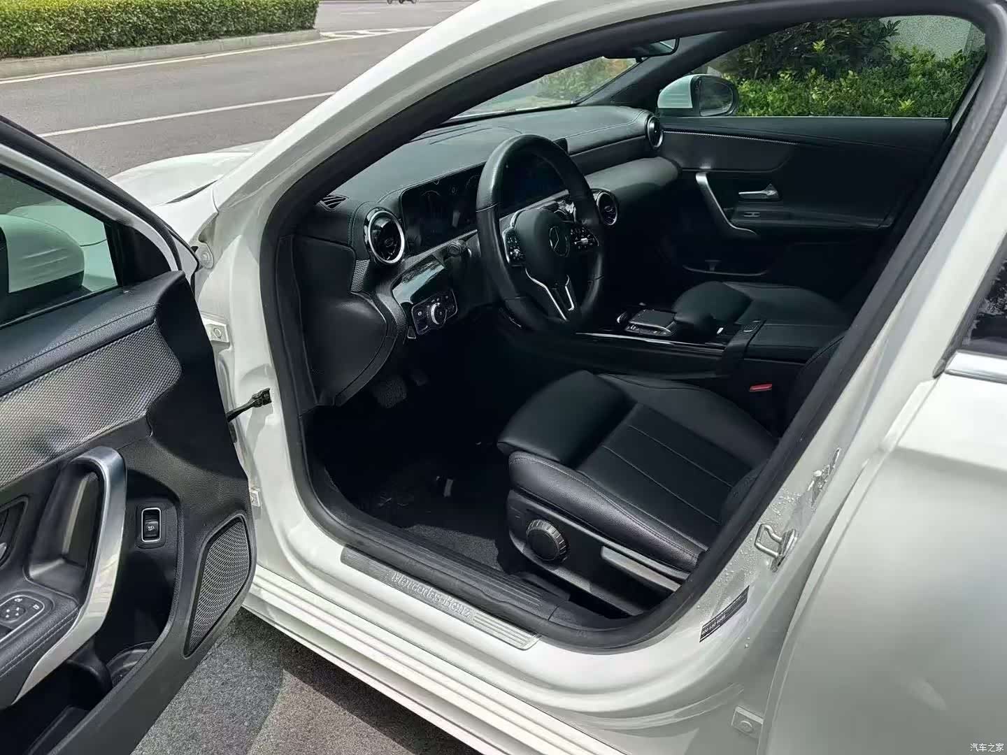 Mercedes-Benz A-Class, 2020 3