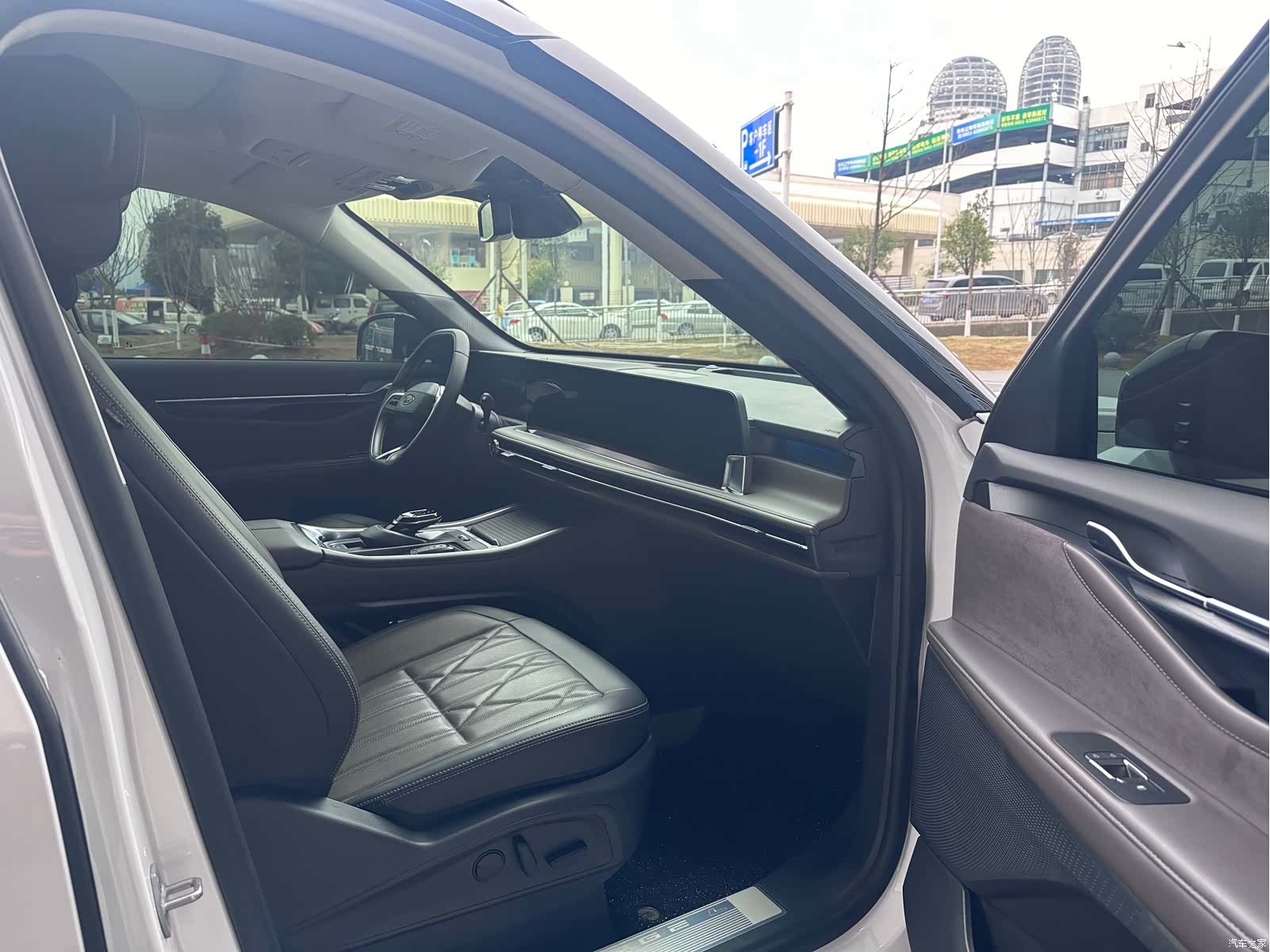Ford Edge L, 2025 18