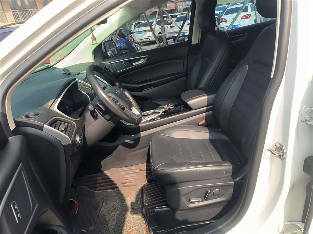 Ford Edge, 2019 11