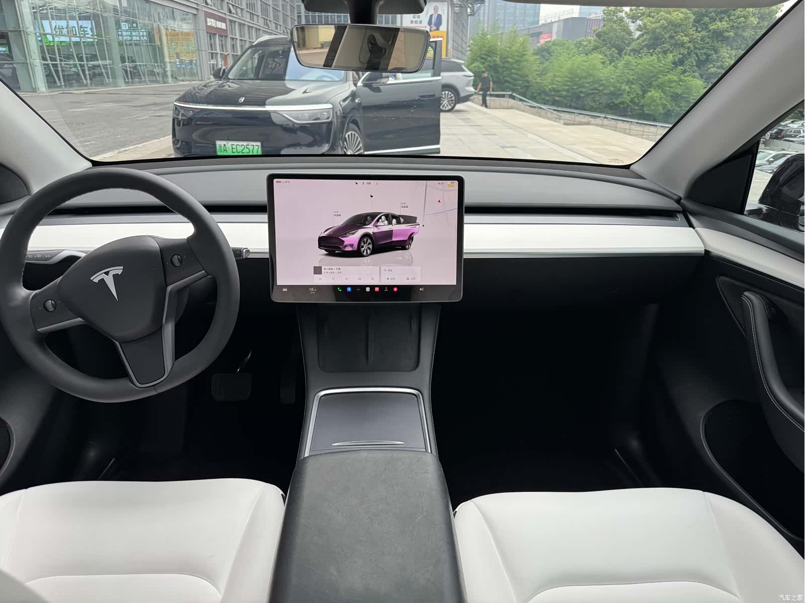 Tesla Model Y, 2023 11
