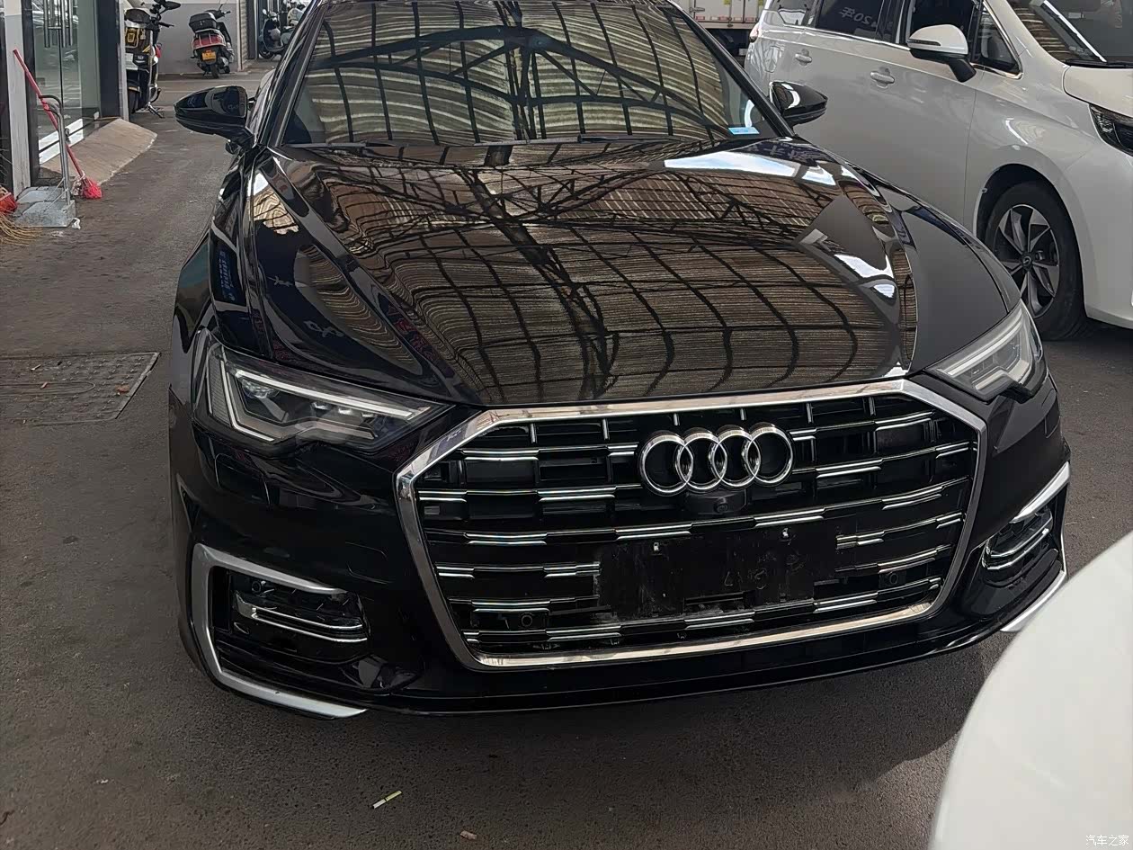 Audi A6L, 2022 1