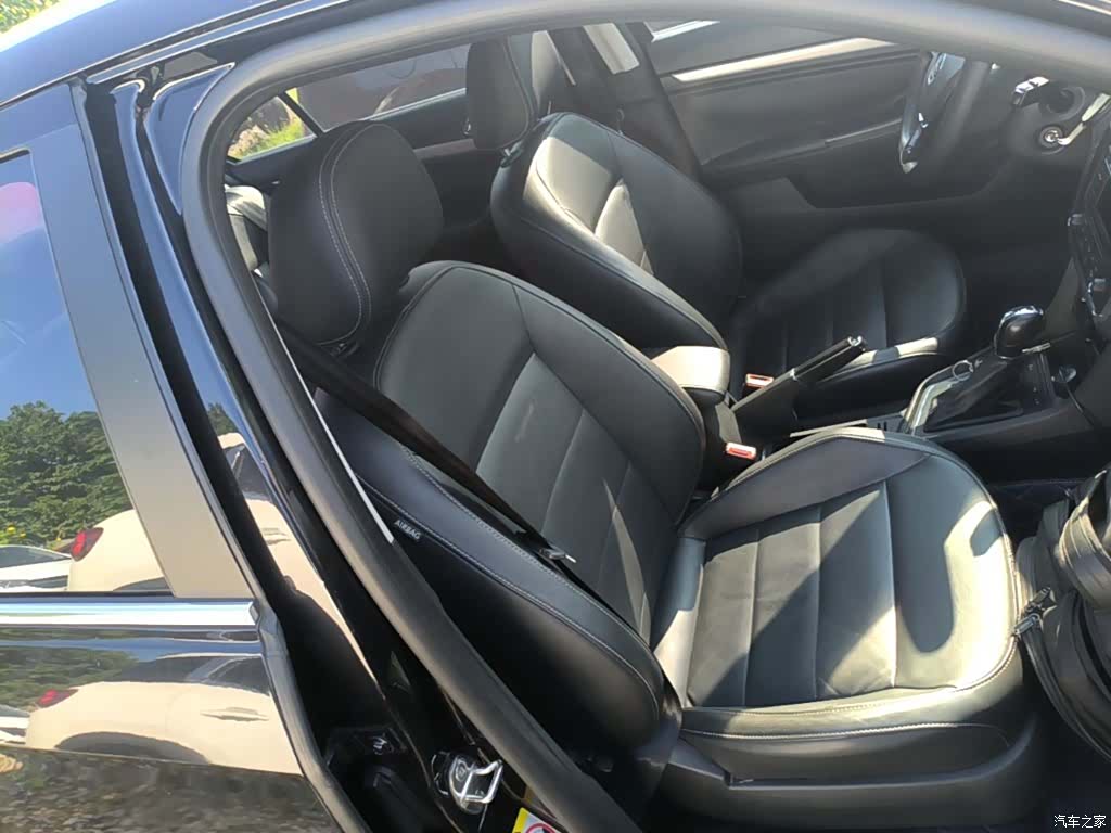 Volkswagen Lavida, 2016 25