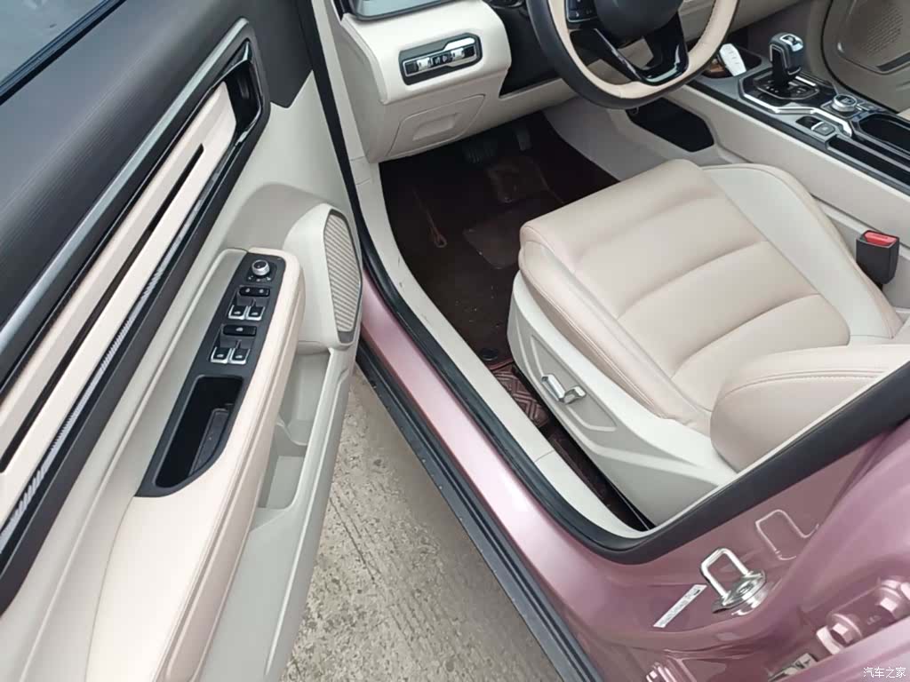 Geely Icon, 2023 16
