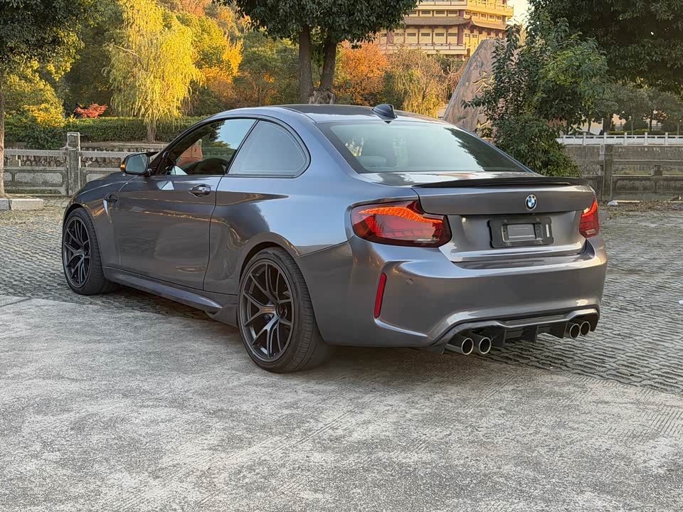 BMW M2