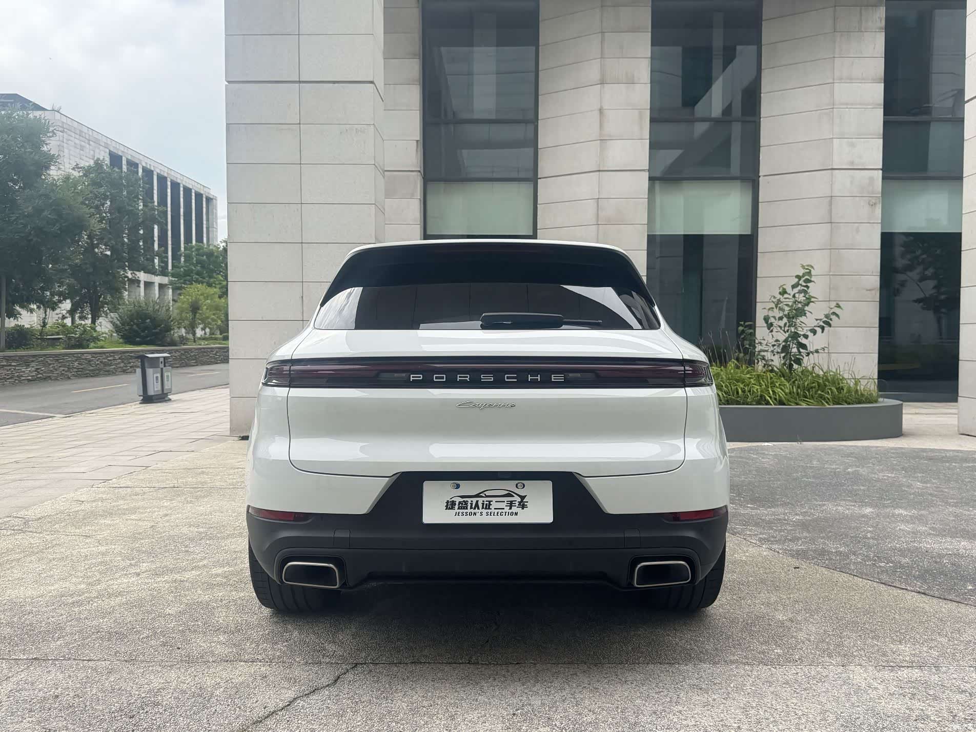 Porsche Cayenne, 2024 все фото