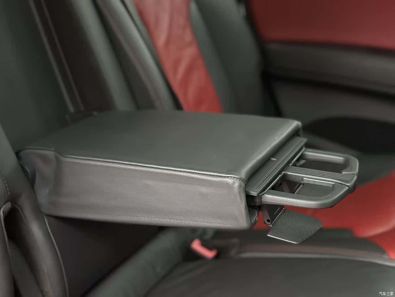 Audi Q7, 2013 25