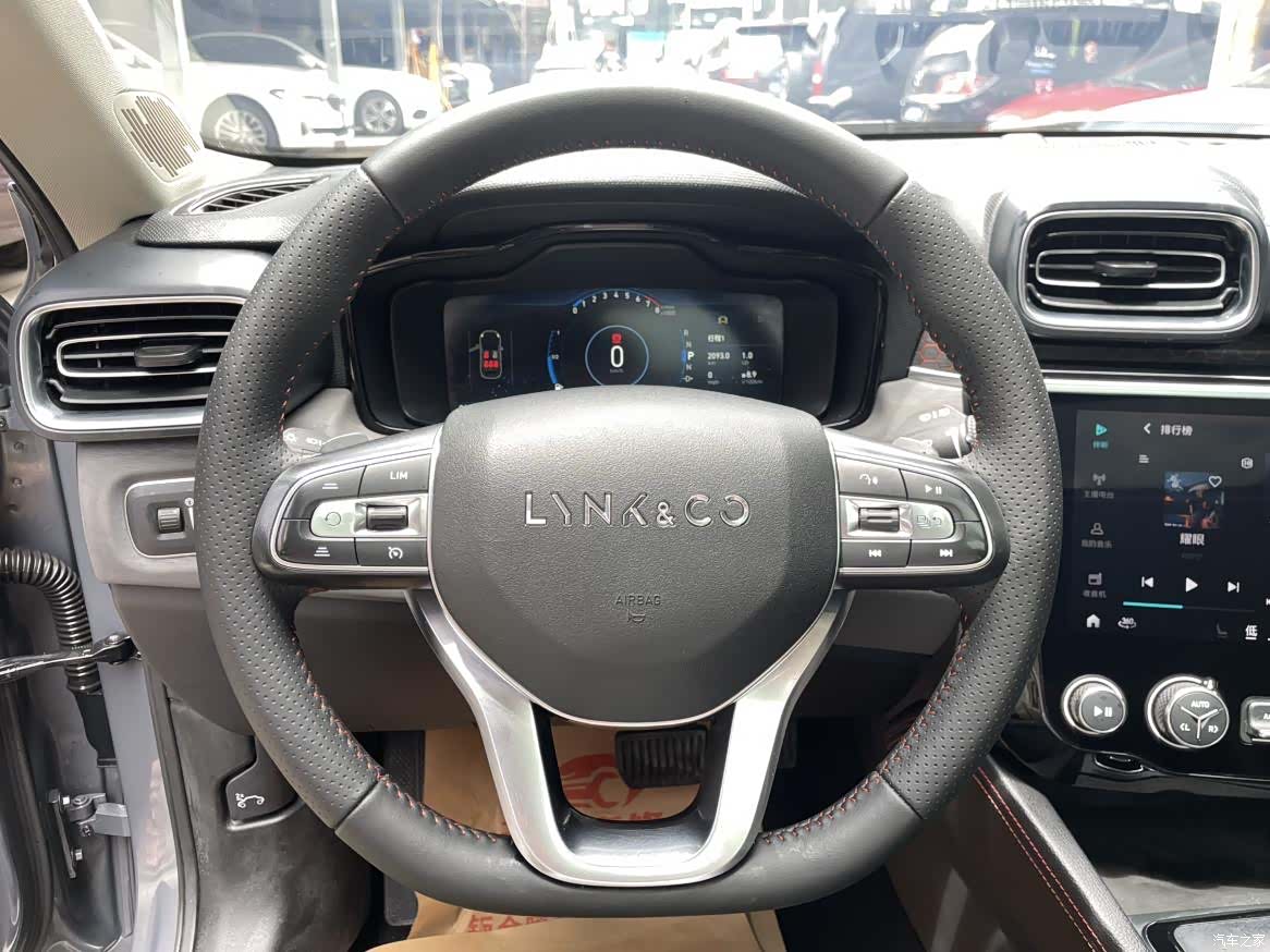 Lynk & Co 01, 2020 7