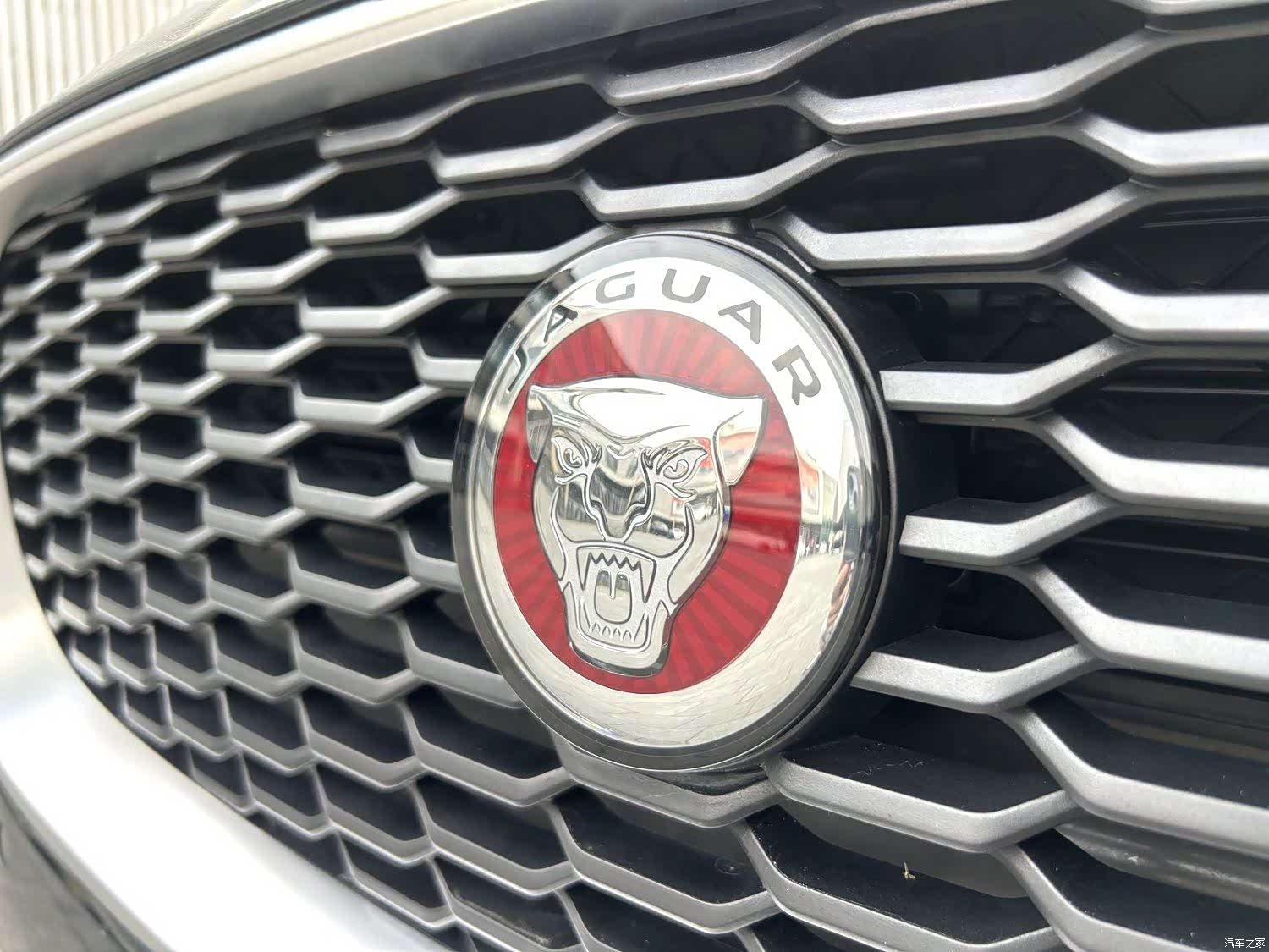Land Rover XEL, 2023 6