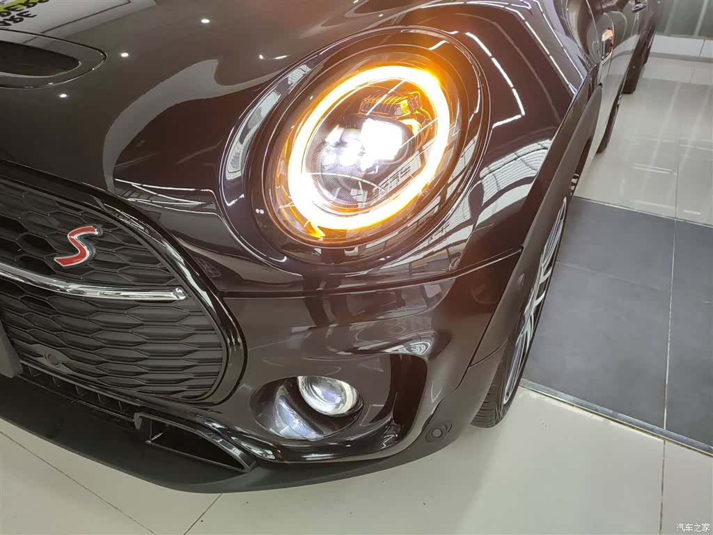 Mini Clubman, 2023 18