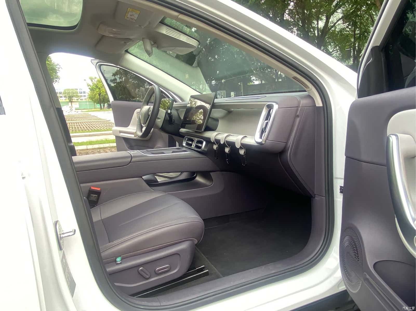 Leapmotor B01, 2025 11