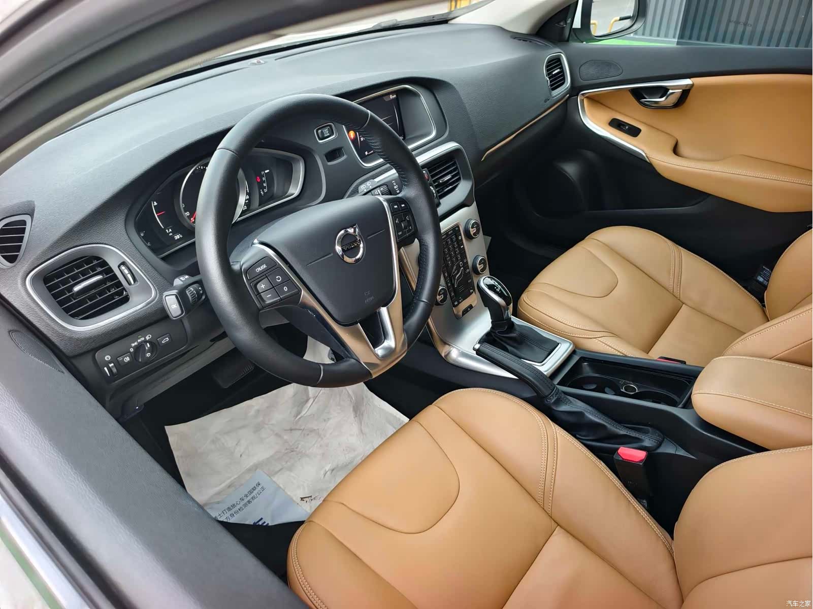 Volvo V40, 2018 10