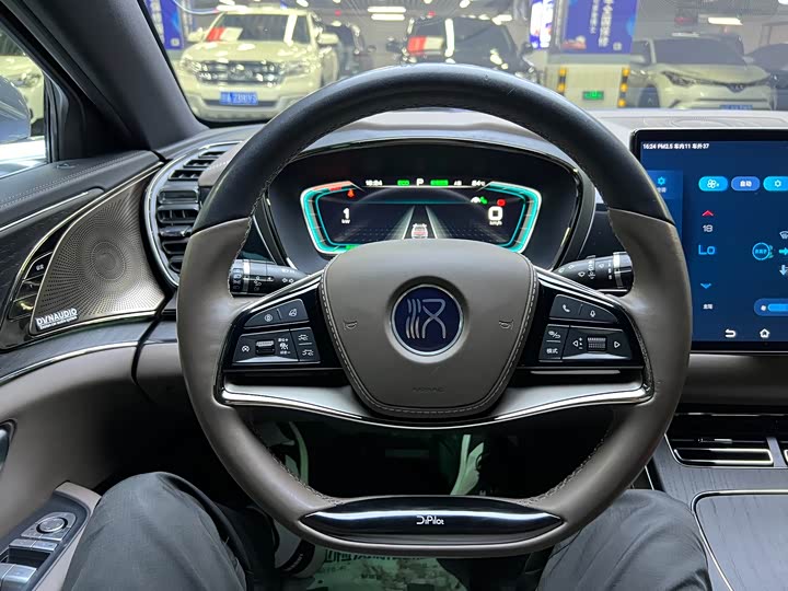 BYD Han, 2021 года фото 6