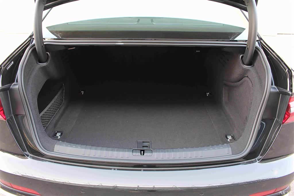 Audi A6L, 2024 12