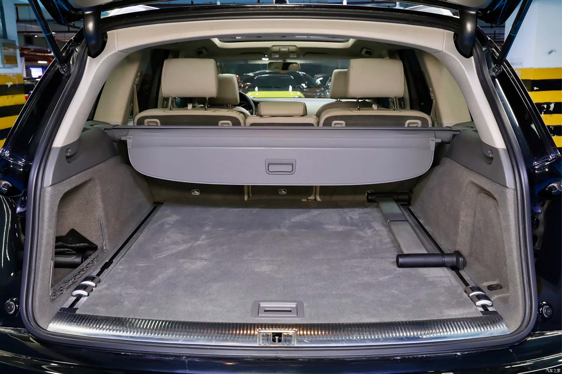 Audi Q7, 2014 6