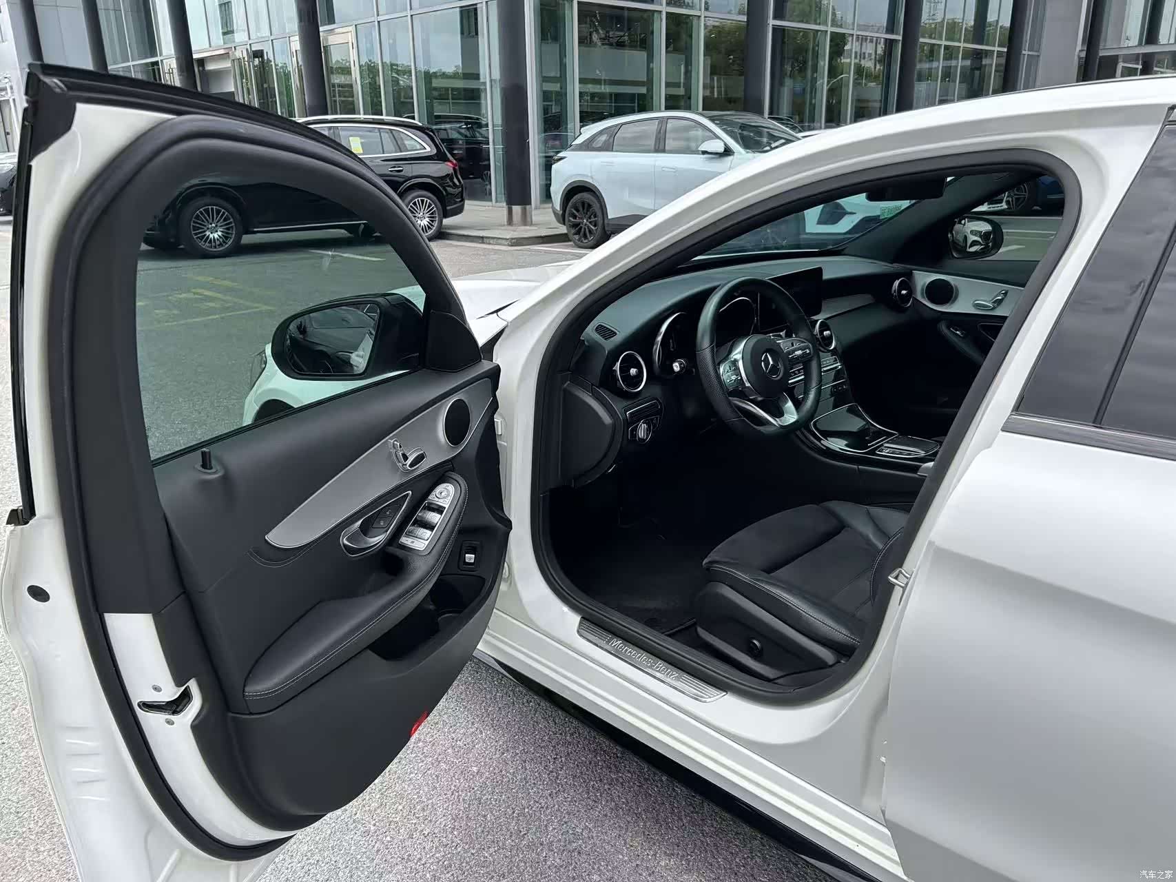 Mercedes-Benz C-Class, 2018 11